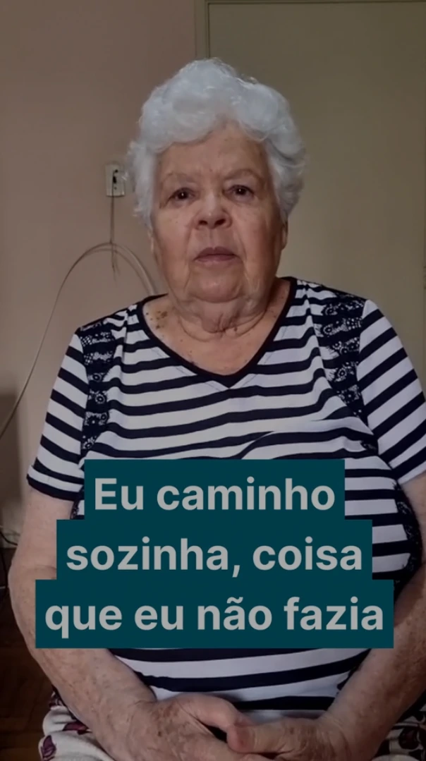 Depoimento de paciente idosa sobre recuperação da mobilidade com reabilitação neurofuncional Gomo